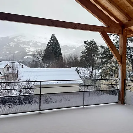 Le De St Anne Nyaraló *