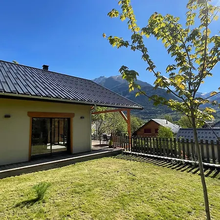 Le De St Anne Holiday home Jausiers